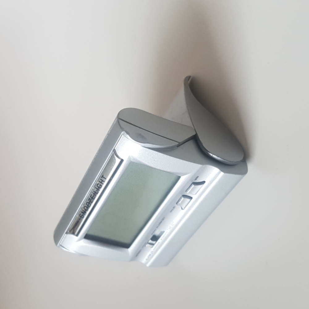 Mini Alarm Clock - Picture 2 of 5
